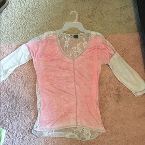Buckle tee